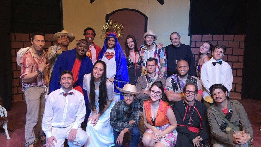 grupo-coliseum-producoes-artisticas.jpg